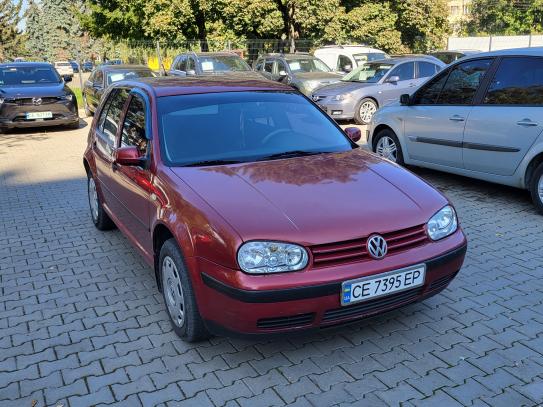 Volkswagen Golf 1998г. в рассрочку