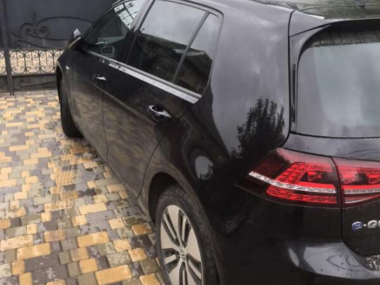 Volkswagen E-golf                          2016г. в рассрочку