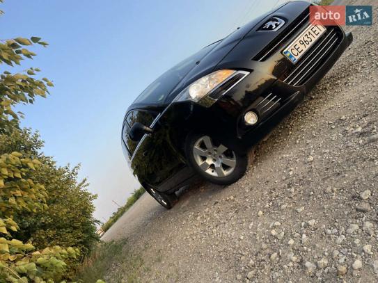 Peugeot 5008                            2011г. в рассрочку