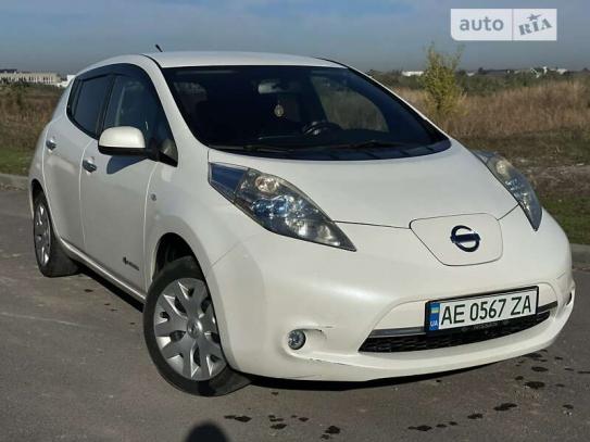 Nissan Leaf 2014р. у розстрочку