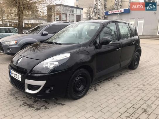 Renault Scenic
                          2010г. в рассрочку