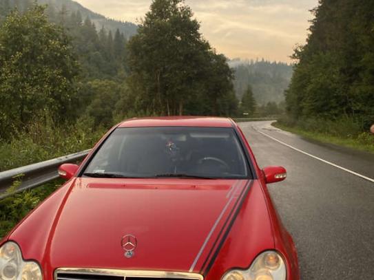 Mercedes-benz C-class                         2002г. в рассрочку