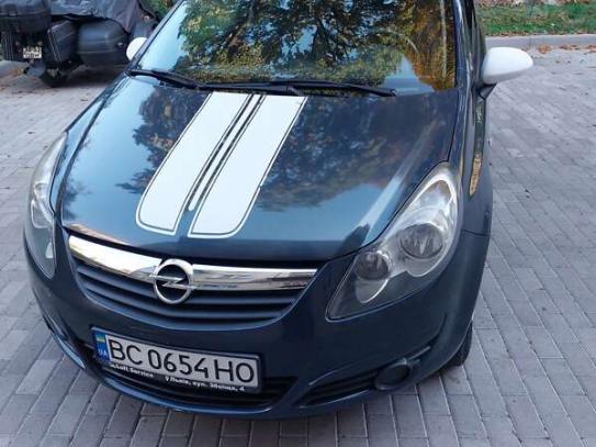 Opel Corsa 2010р. у розстрочку