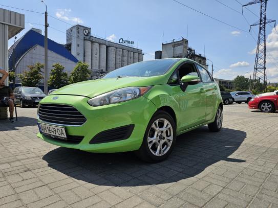 Ford Fiesta 2014г. в рассрочку