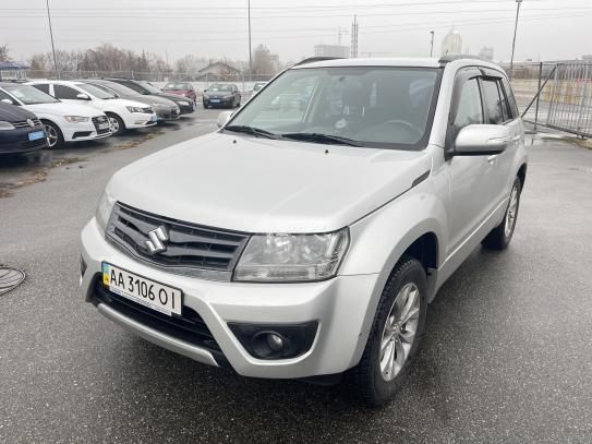 Suzuki Grand vitara 2013г. в рассрочку