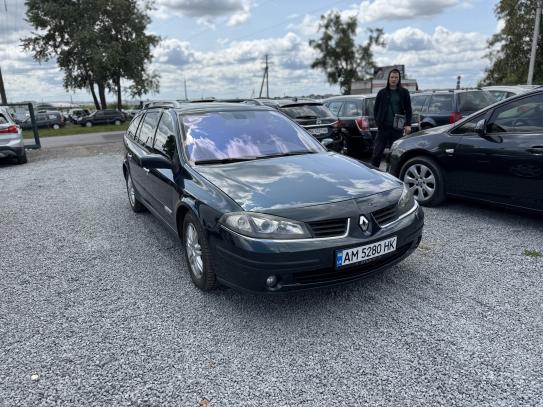 Renault Laguna                          2005г. в рассрочку