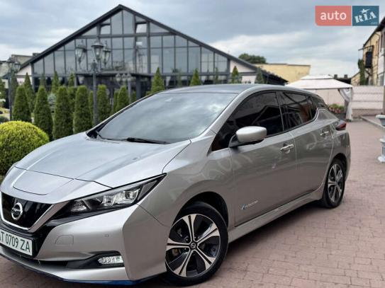 Nissan Leaf                            2019г. в рассрочку