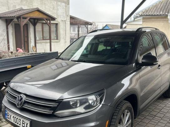 Volkswagen Tiguan                          2012г. в рассрочку