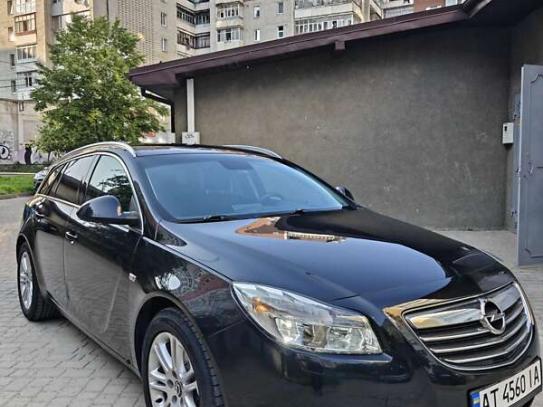 Opel Insignia                        2012г. в рассрочку