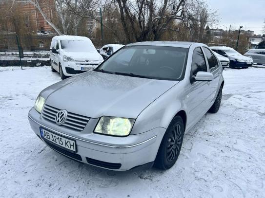 Volkswagen Bora 2002р. у розстрочку