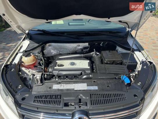 Volkswagen Tiguan
                          2012г. в рассрочку