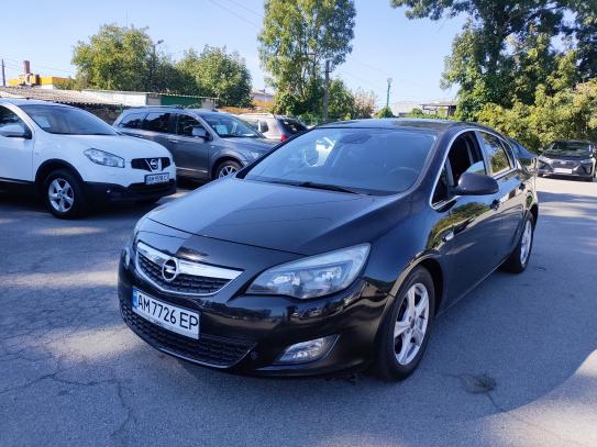 Opel Astra 2010г. в рассрочку