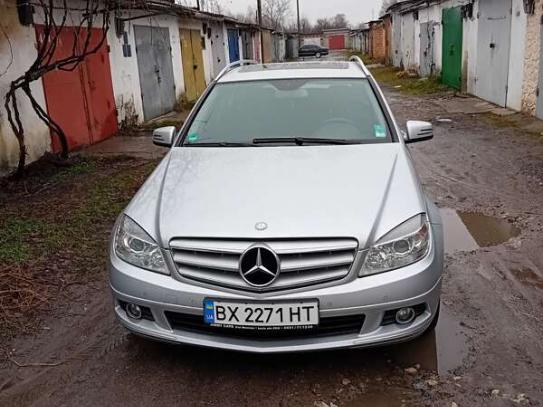 Mercedes-benz C 180
                           2010г. в рассрочку