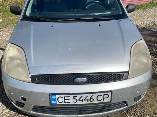 Ford Fiesta 2005г. в рассрочку