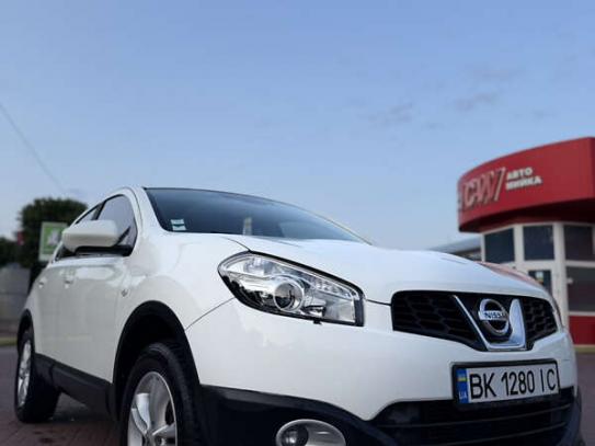 Nissan Qashqai                         2010г. в рассрочку