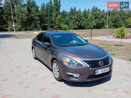 Nissan Altima                          2013г. в рассрочку