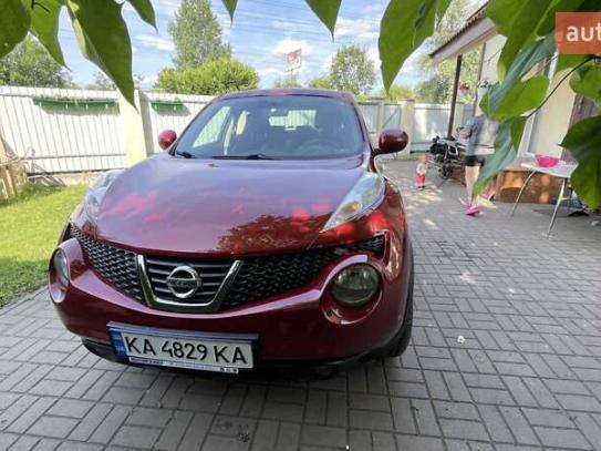Nissan Juke                            2012г. в рассрочку