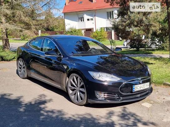 Tesla Model s 2015р. у розстрочку