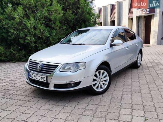 Volkswagen Passat
                          2006г. в рассрочку