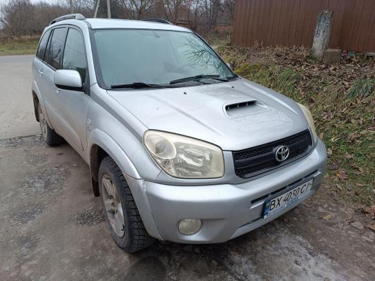 Toyota Rav4 2005г. в рассрочку