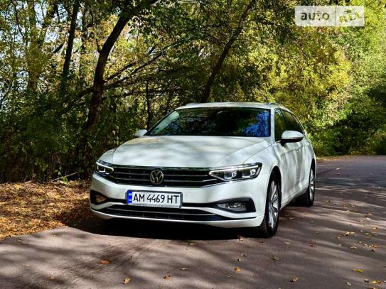 Volkswagen Passat 2019р. у розстрочку