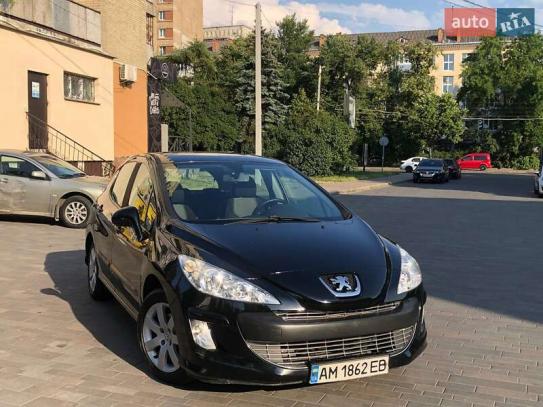 Peugeot 308                             2008г. в рассрочку