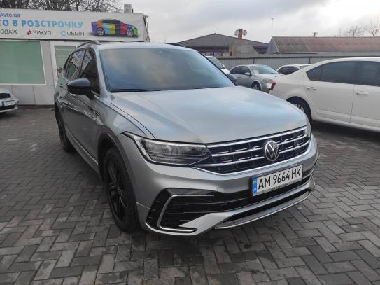 Volkswagen Tiguan
                          2021г. в рассрочку