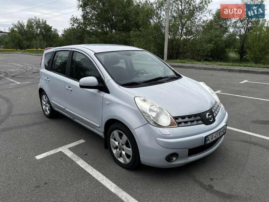 Nissan Note                            2008г. в рассрочку