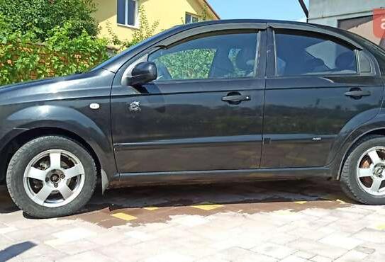 Chevrolet Aveo                            2007г. в рассрочку