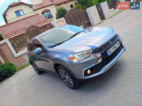 Mitsubishi Outlander sport                 2018г. в рассрочку