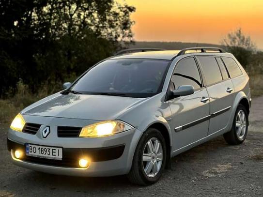 Renault Megane 2004р. у розстрочку