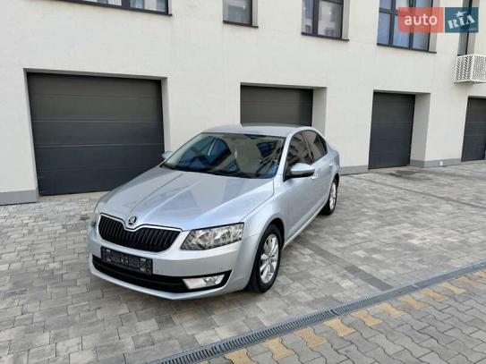 Skoda Octavia 2014г. в рассрочку