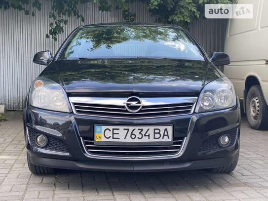 Opel Astra 2012г. в рассрочку