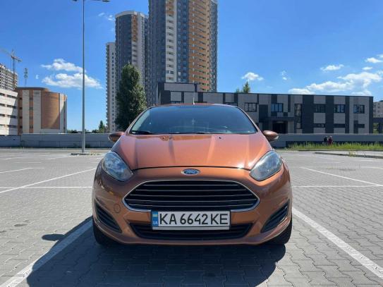 Ford Fiesta                          2013г. в рассрочку