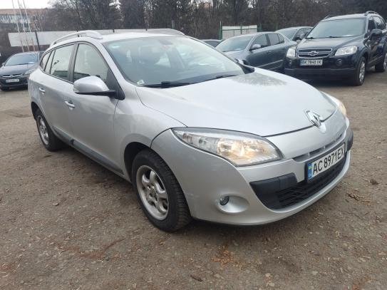 Renault Megane                          2011г. в рассрочку