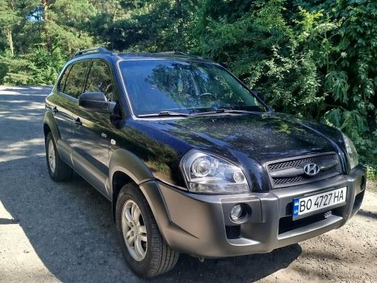 Hyundai Tucson                          2007г. в рассрочку