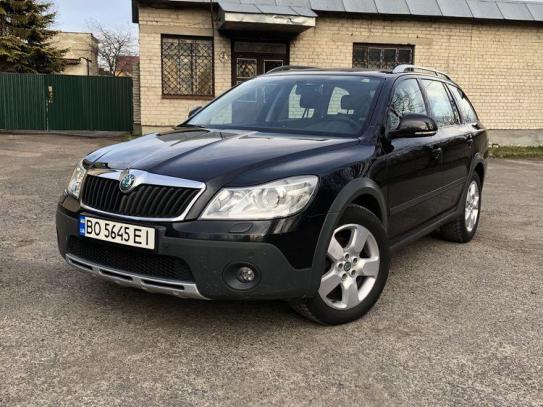 Skoda Octavia                         2011г. в рассрочку