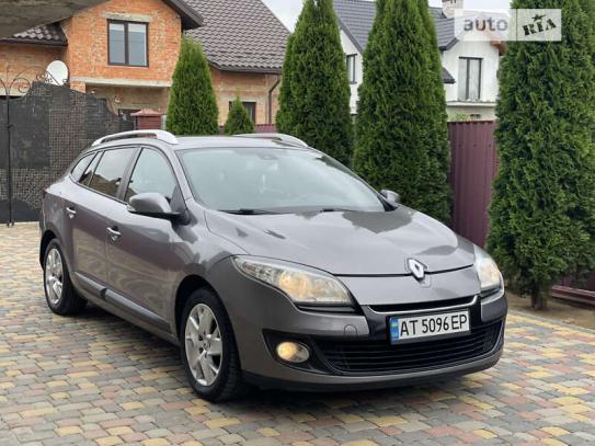 Renault Megane 2012г. в рассрочку