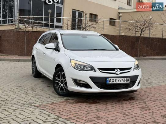 Opel Astra                           2012г. в рассрочку