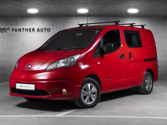 Nissan E-nv200 2018г. в рассрочку