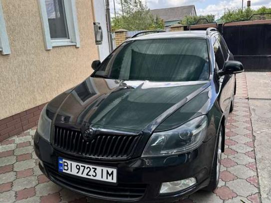 Skoda Octavia                         2010г. в рассрочку