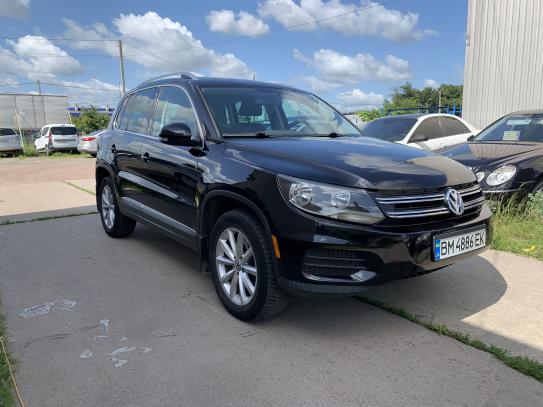 Volkswagen Tiguan
                          2017г. в рассрочку
