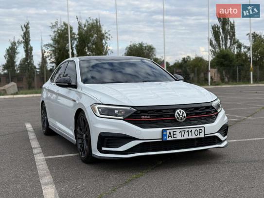Volkswagen Jetta                           2019г. в рассрочку