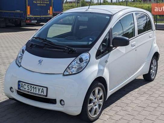Peugeot Ion
                             2015г. в рассрочку