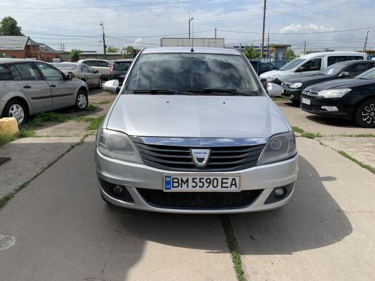Dacia Logan                           2008г. в рассрочку