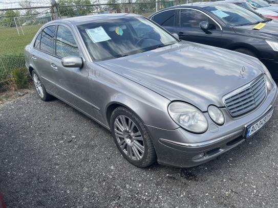 Mercedes-benz E 270 cdi
                       2002г. в рассрочку