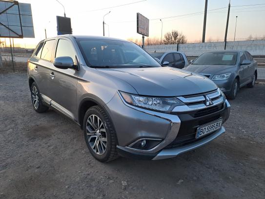 Mitsubishi Outlander
                       2016г. в рассрочку