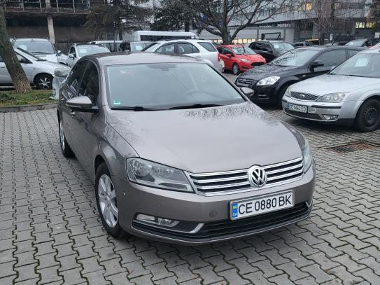 Volkswagen Passat 2011р. у розстрочку