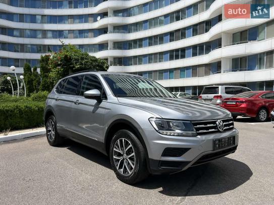 Volkswagen Tiguan 2020г. в рассрочку