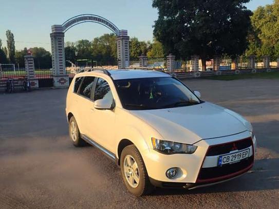 Mitsubishi Outlander
                       2012г. в рассрочку